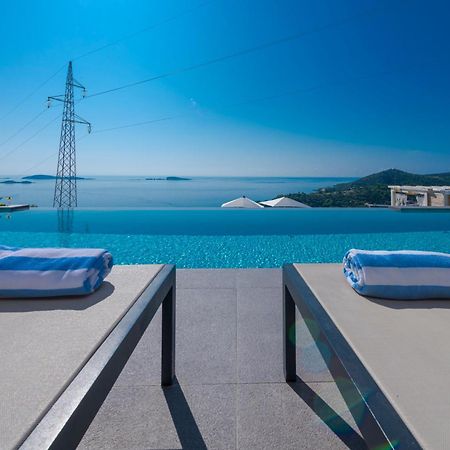 Apartments Villa Poco Loco Млини Екстериор снимка