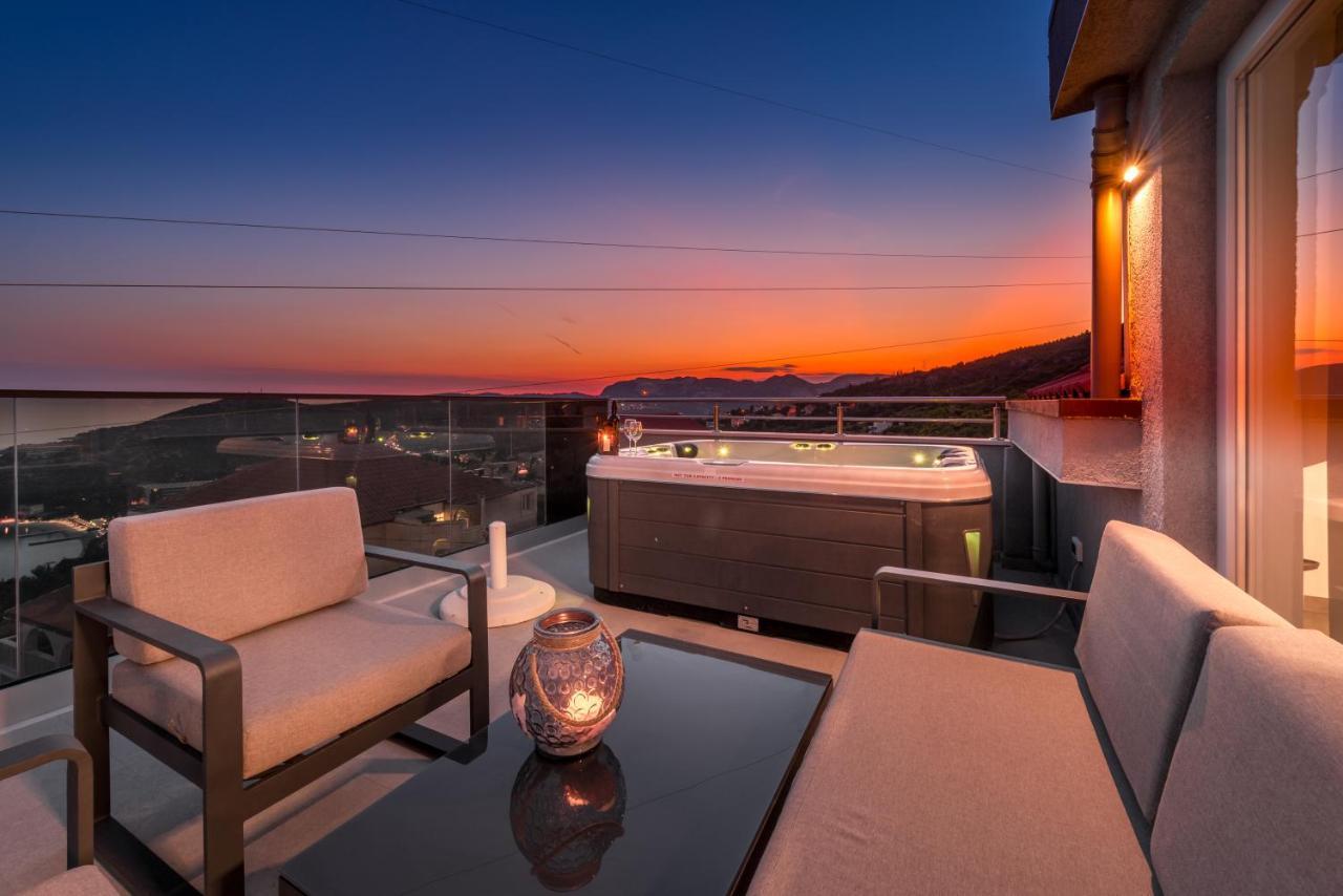 Apartments Villa Poco Loco Млини Екстериор снимка