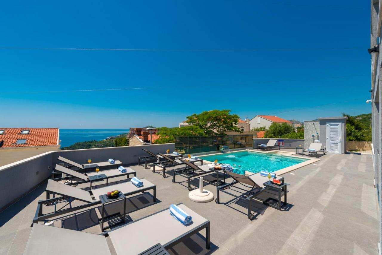Apartments Villa Poco Loco Млини Екстериор снимка