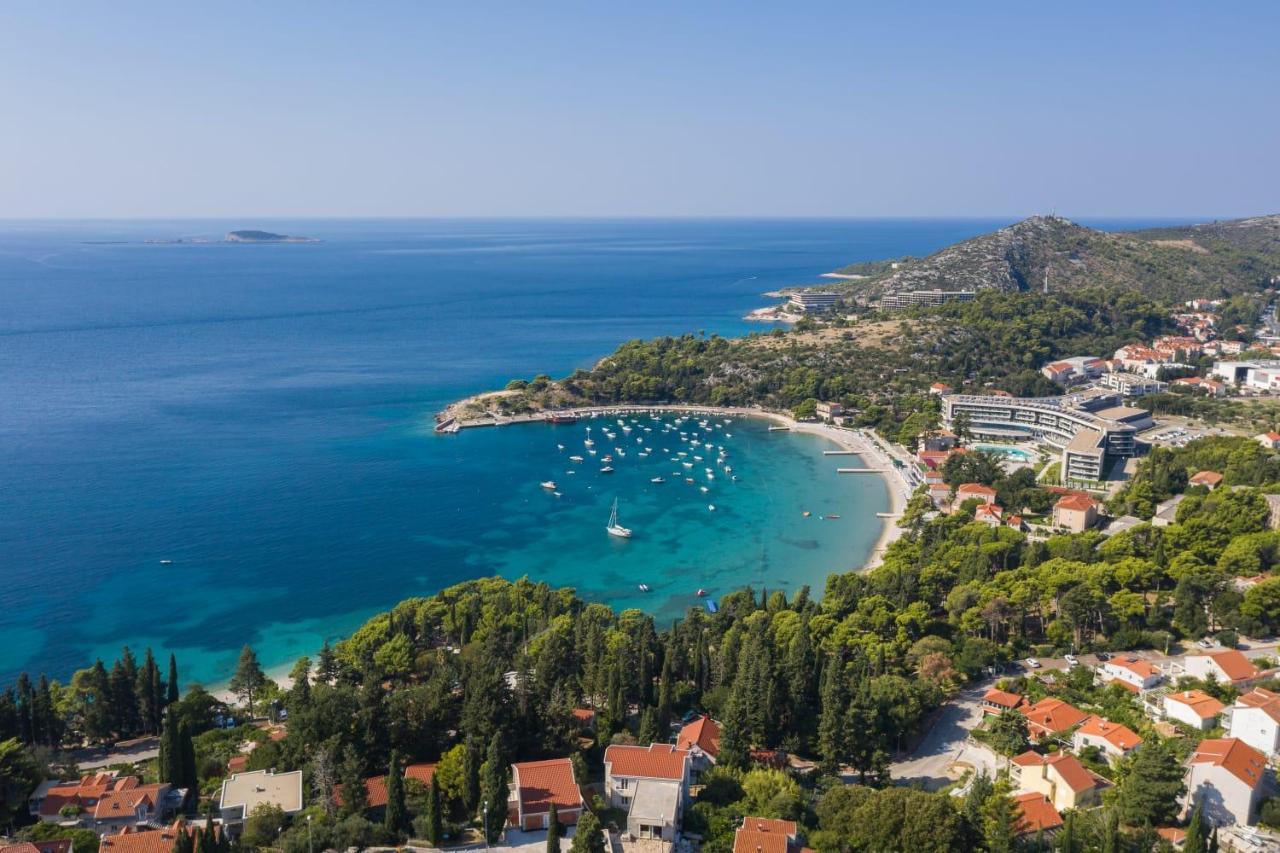 Apartments Villa Poco Loco Млини Екстериор снимка