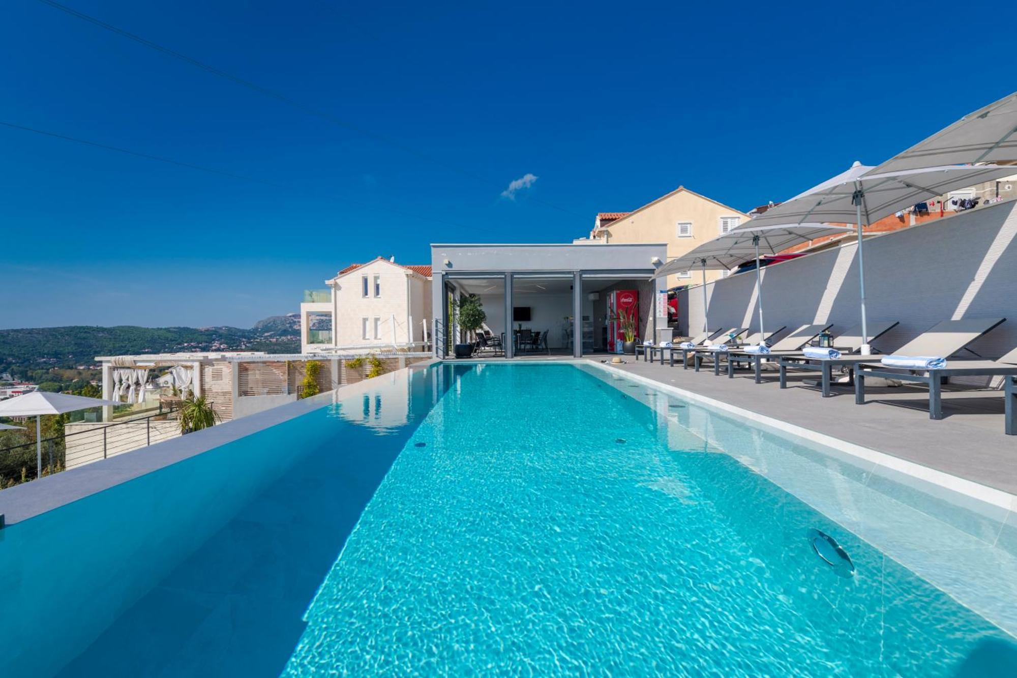 Apartments Villa Poco Loco Млини Екстериор снимка
