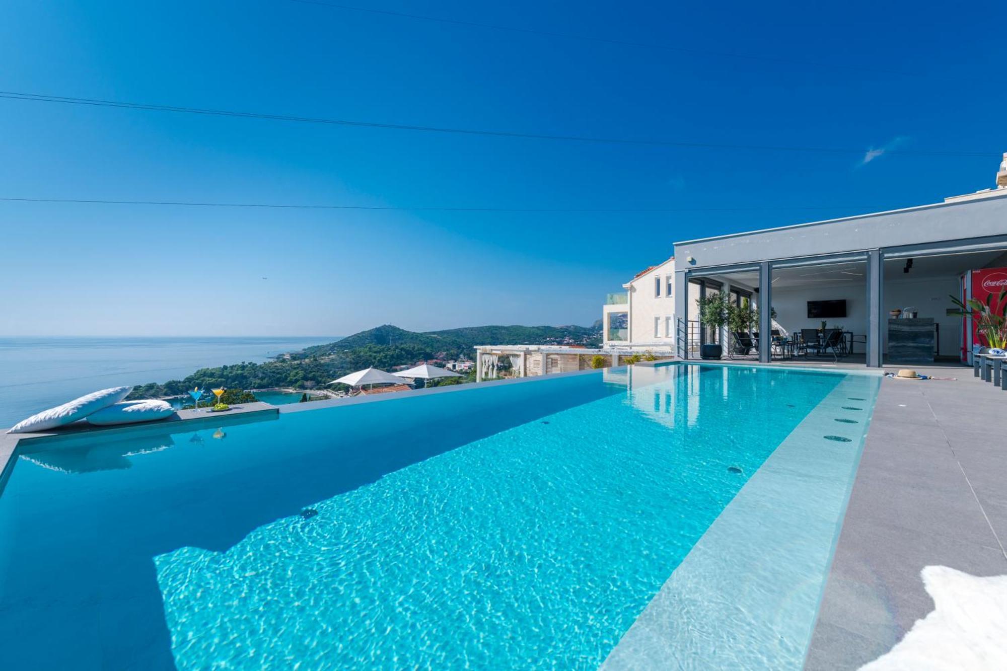 Apartments Villa Poco Loco Млини Екстериор снимка