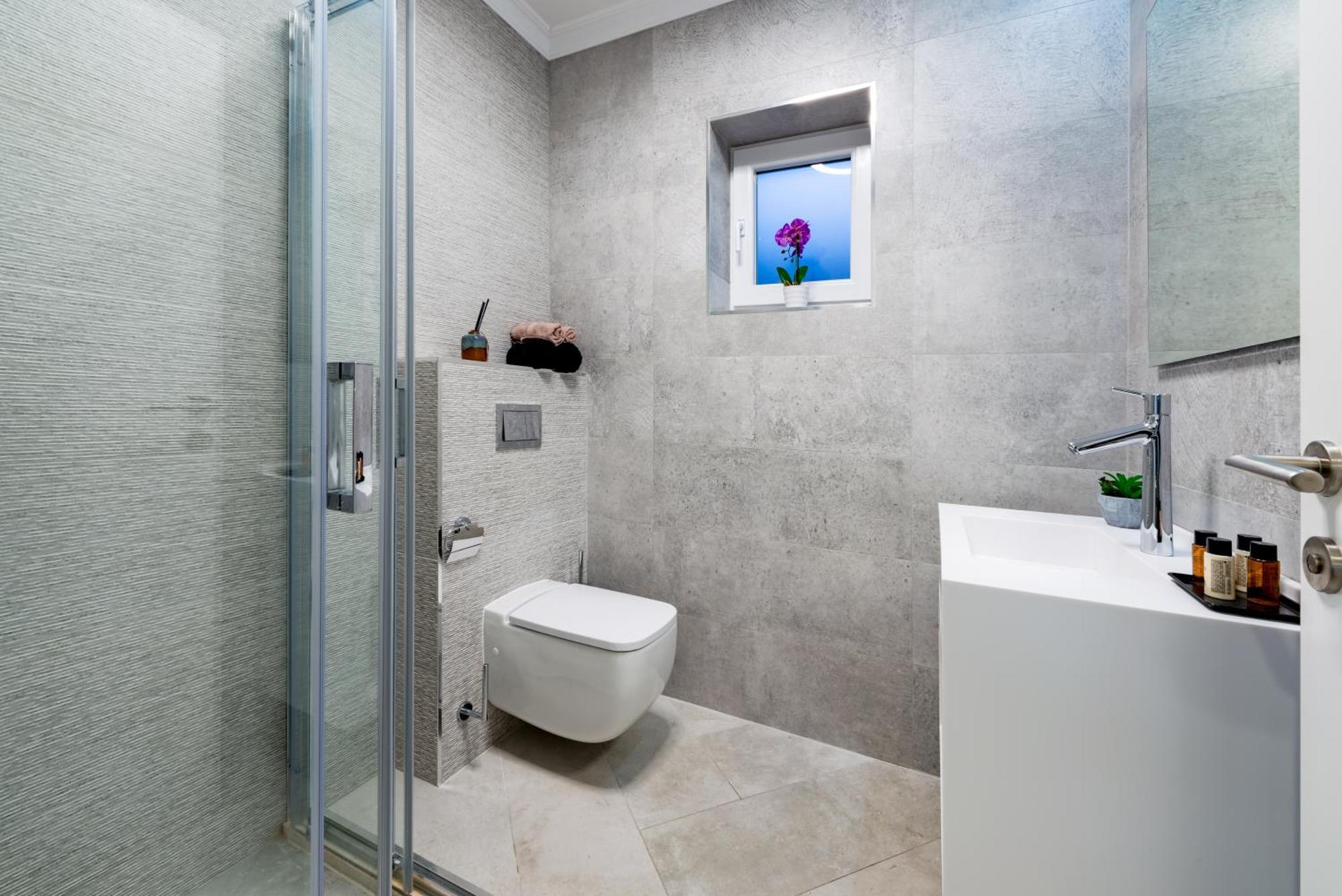 Apartments Villa Poco Loco Млини Стая снимка